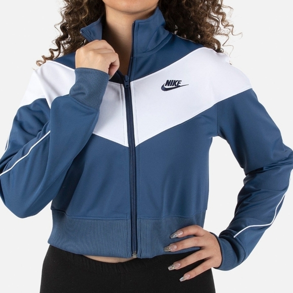 NIKE TRACK JACKET - Picture 1 of 3